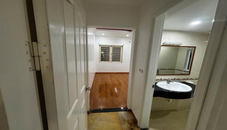 CHO THUÊ NHÀ NGÕ Ô TÔ PHỐ ĐỊNH CÔNG, HOÀNG MAI, 70M2, 2 TẦNG, 2 NGỦ, 1 WC, 10 TRIỆU